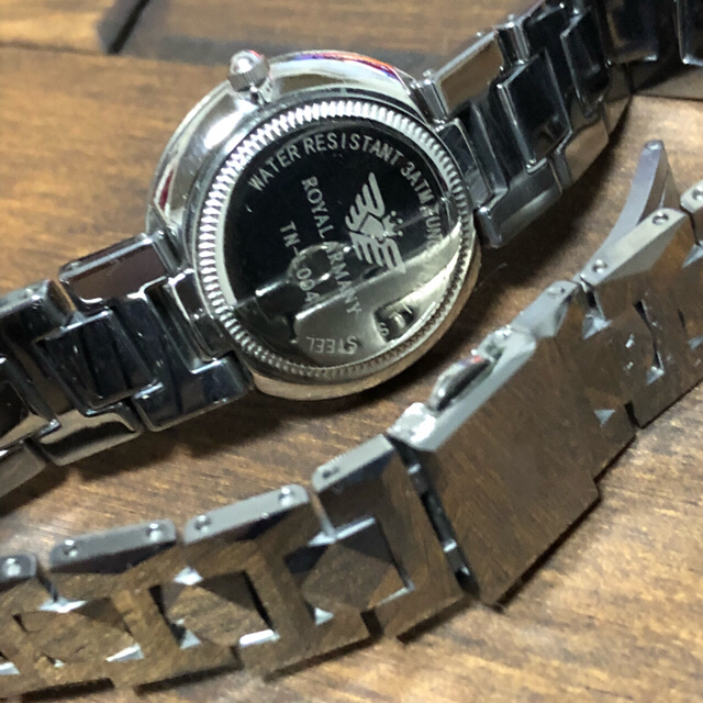 ロイヤルアルマニー　ROYAL ARMANY レディース　腕時計　未使用