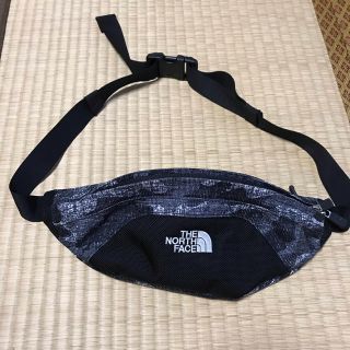 ザノースフェイス(THE NORTH FACE)のthe north face ボディバッグ(ボディーバッグ)