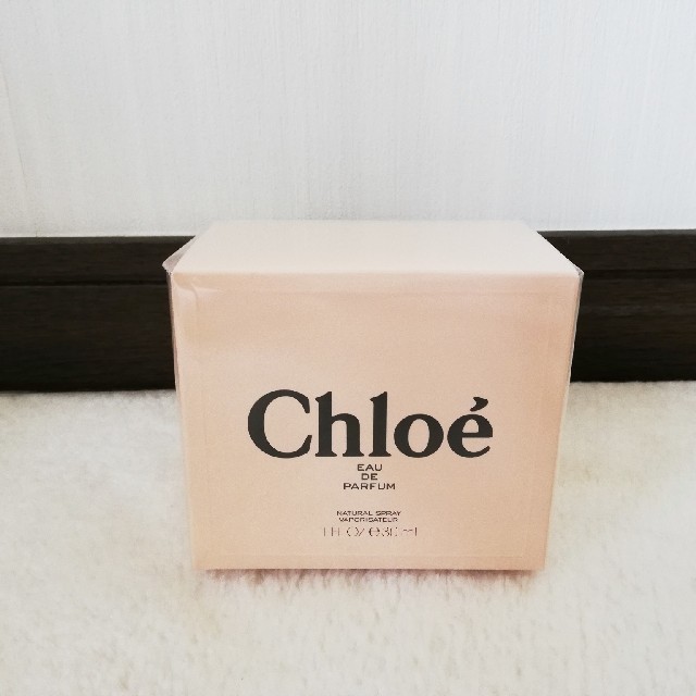 Chloe(クロエ)の「まいめろ♪様専用」新品 Chloe クロエ オーデパルファム ３０ml EDP コスメ/美容の香水(香水(女性用))の商品写真