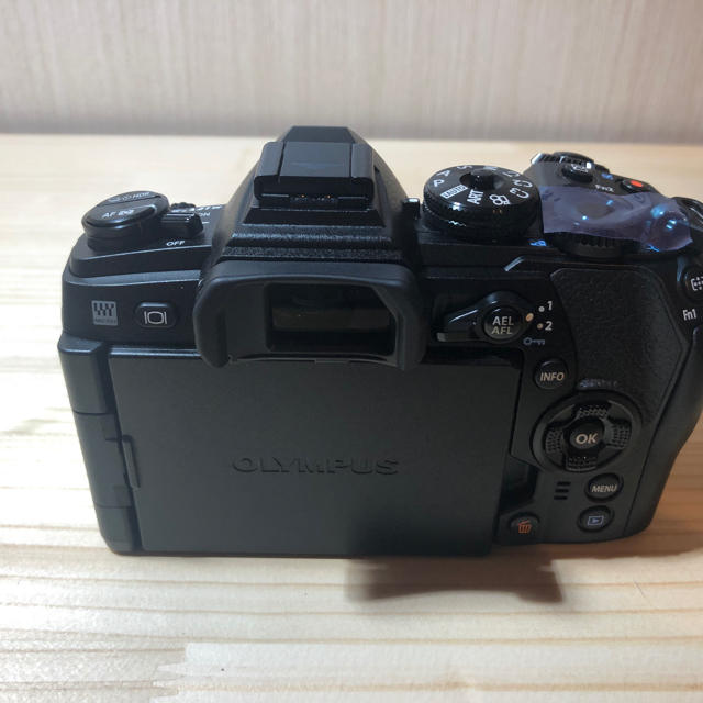 OLYMPUS(オリンパス)のオリンパス 【新品】OM-D E-M1 mark2 保証ほぼ1年あり スマホ/家電/カメラのカメラ(ミラーレス一眼)の商品写真