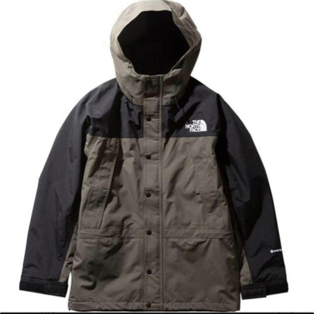 THE NORTH FACE ☆ MOUNTAIN LIGHT JACKET