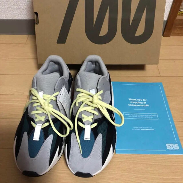 【メルカリ内一点物】付属品完備　adidas YEEZY BOOST