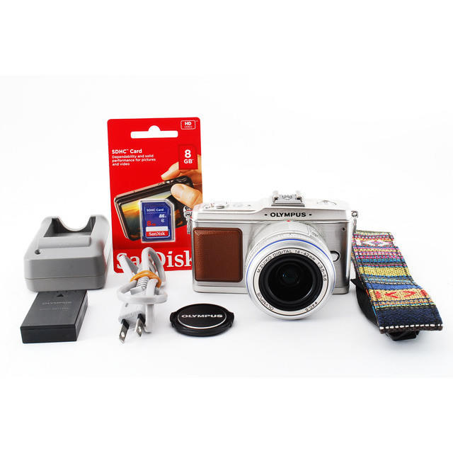 小型軽量☆OLYMPUS E-P2 レンズキット SDカード、ストラップ付スマホ/家電/カメラ