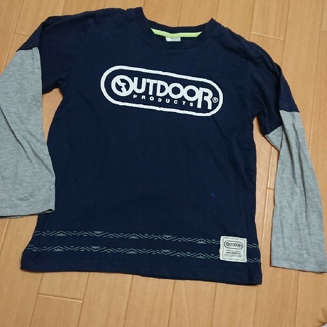 OUTDOOR PRODUCTS(アウトドアプロダクツ)の☆びーくん様☆キッズ 男の子 長袖 Tシャツ 150 2枚セット キッズ/ベビー/マタニティのキッズ服男の子用(90cm~)(Tシャツ/カットソー)の商品写真