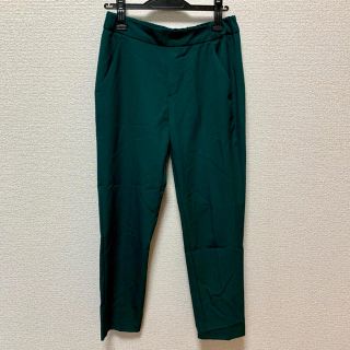 ザラ(ZARA)のZARA パンツ 緑(カジュアルパンツ)