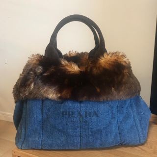 プラダ(PRADA)のPRADA ファー付きカナパ   限定品(ハンドバッグ)