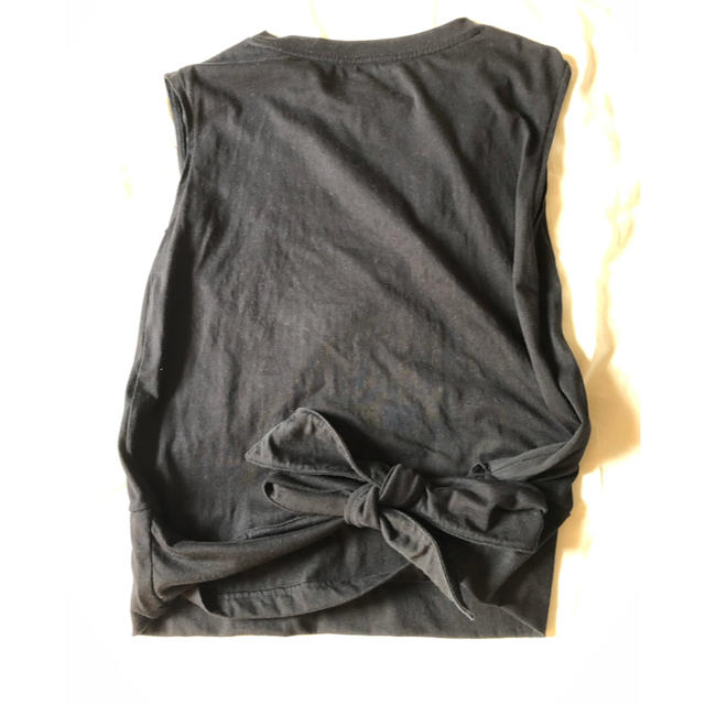 Ungrid(アングリッド)のungrid アングリッド ノースリーブ リボン付き カットソー ブラック レディースのトップス(カットソー(半袖/袖なし))の商品写真