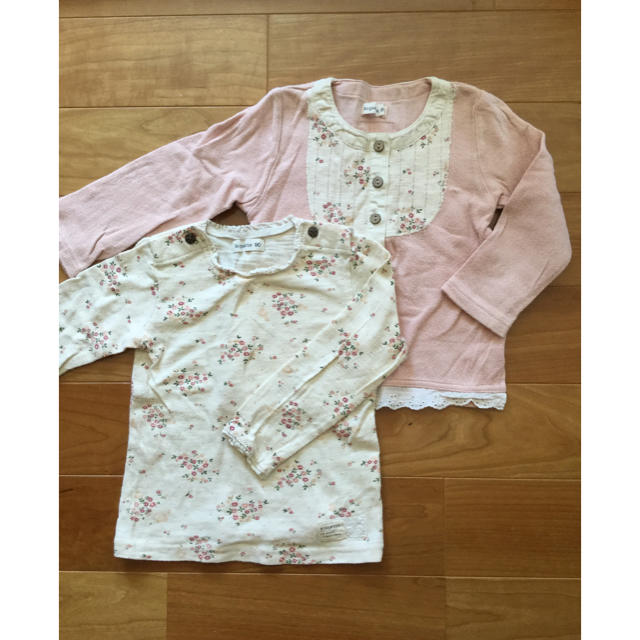 キムラタン(キムラタン)の花柄ロンＴ90サイズ2枚セット キッズ/ベビー/マタニティのキッズ服女の子用(90cm~)(Tシャツ/カットソー)の商品写真