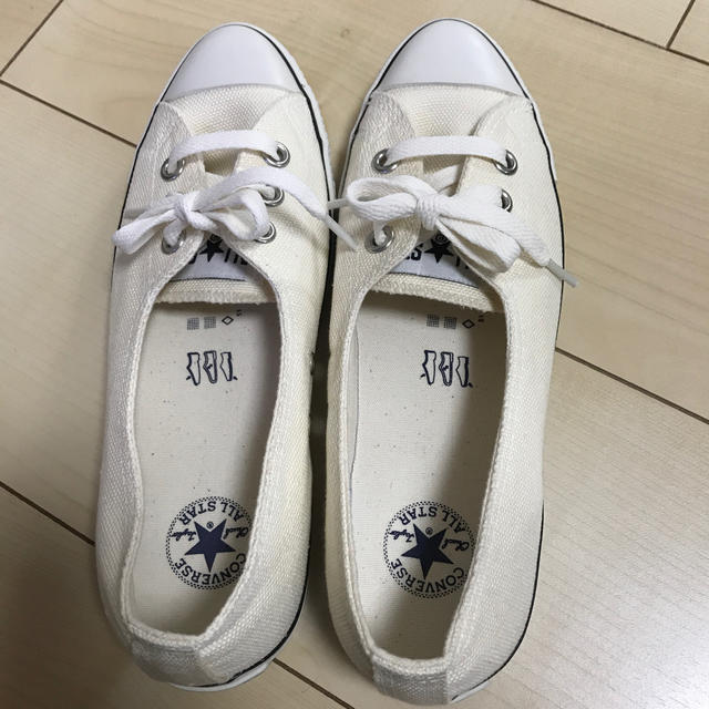 CONVERSE - 【新品】コンバース ポインテッドトゥ スニーカーの CONVERSE - 【新品】コンバース ポインテッドトゥ スニーカーの
