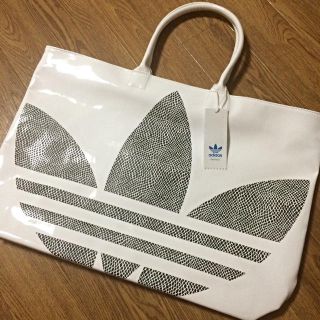 アディダス(adidas)のアディダス＊エナメルトートバック(トートバッグ)