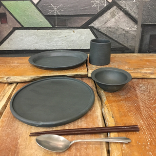 mi様専用 新品 陶器 陶芸作家 人気の22cmプレート皿２枚A(食器)