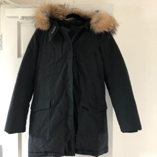 ウールリッチ(WOOLRICH)のウールリッチ woolrich ダウンジャケット ブラック(ダウンジャケット)