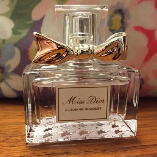 クリスチャンディオール(Christian Dior)のMiss Dior (香水(女性用))