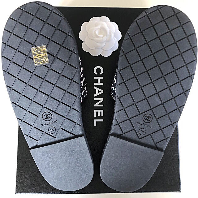 CHANEL(シャネル)の❤️シャネル❤️最終価格💓新品✨ブラックツイード💕スリッパ M レディースの靴/シューズ(その他)の商品写真