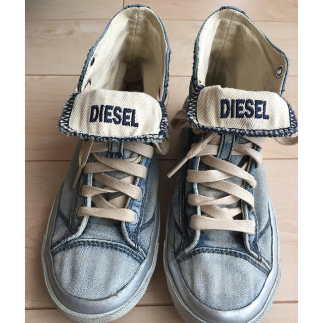 DIESEL(ディーゼル)のDIESELハイカットデニムスニーカー レディースの靴/シューズ(スニーカー)の商品写真