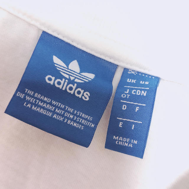 adidas(アディダス)のadidas originals 白 ポロシャツ XL レディースのトップス(ポロシャツ)の商品写真