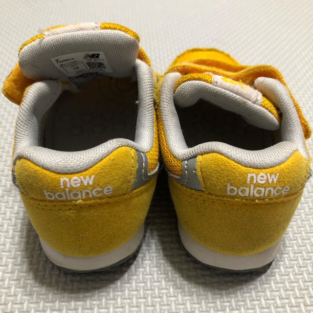 New Balance(ニューバランス)の【値下げ】ニューバランス FS996 レッド イエロー 12cm キッズ/ベビー/マタニティのベビー靴/シューズ(~14cm)(スニーカー)の商品写真