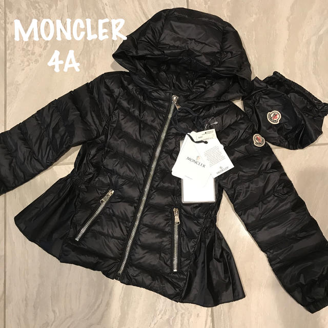 MONCLER(モンクレール)の美品MONCLER kids 4A(104㎝) キッズ/ベビー/マタニティのキッズ服女の子用(90cm~)(ジャケット/上着)の商品写真
