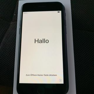 アイフォーン(iPhone)のiPhone7、128GB.ブラック、SIMロック解除済(スマートフォン本体)