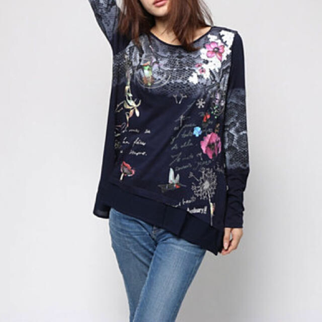 DESIGUAL(デシグアル)の新品♡定価9900円 デシグアル 長袖カットソー ネイビー　M 大特価‼️ レディースのトップス(カットソー(長袖/七分))の商品写真