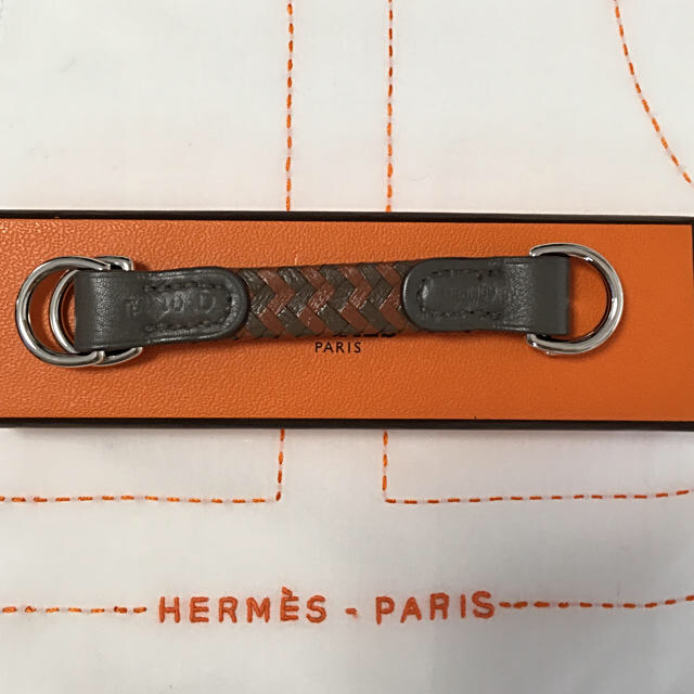 Hermes(エルメス)の未使用 HERMES ロマンス レア デザイン スカーフ ベルト レディースのファッション小物(その他)の商品写真