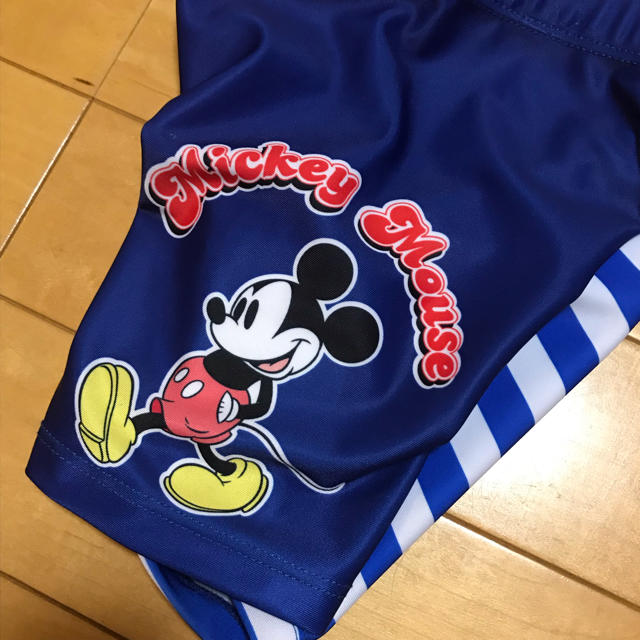 Disney(ディズニー)の男児95 新品未使用ミッキーマウス水着 キッズ/ベビー/マタニティのキッズ服男の子用(90cm~)(水着)の商品写真