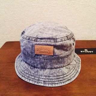 ステューシー(STUSSY)のSTUSSYデニムネイビーバケットハット(ハット)