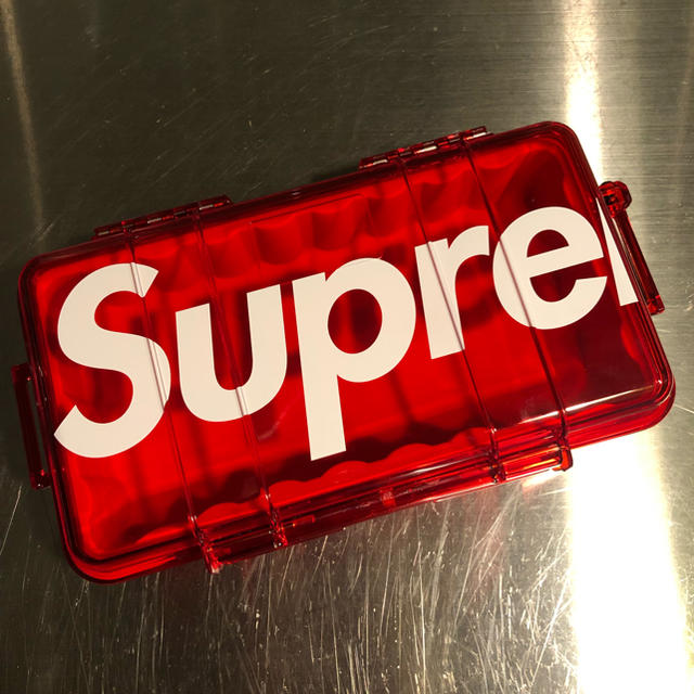 SUPREME/Pelican™️ 1060 Case