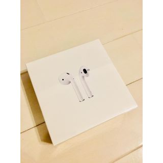 アップル(Apple)のApple AirPods 2019年モデル 第2世代 新品 正規品 純正品(ヘッドフォン/イヤフォン)