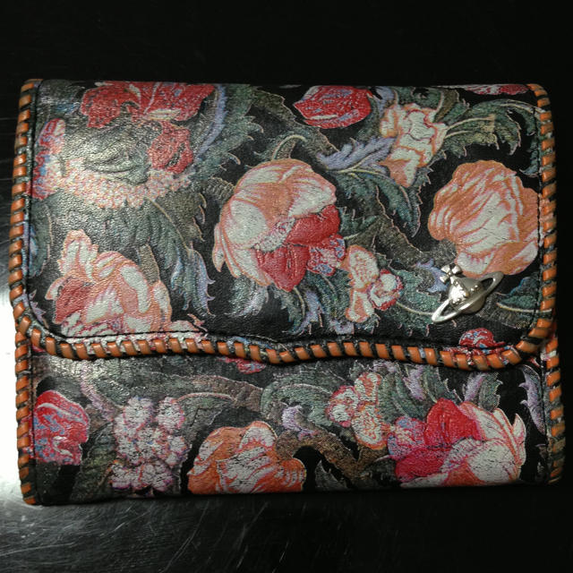 Vivienne Westwood(ヴィヴィアンウエストウッド)のVivienneWestwoodお財布 レディースのファッション小物(財布)の商品写真