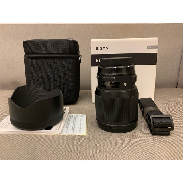 SIGMA(シグマ)のtanimotion様専用 SIGMA 85mm F1.4 DG  キャノン用 スマホ/家電/カメラのカメラ(レンズ(単焦点))の商品写真