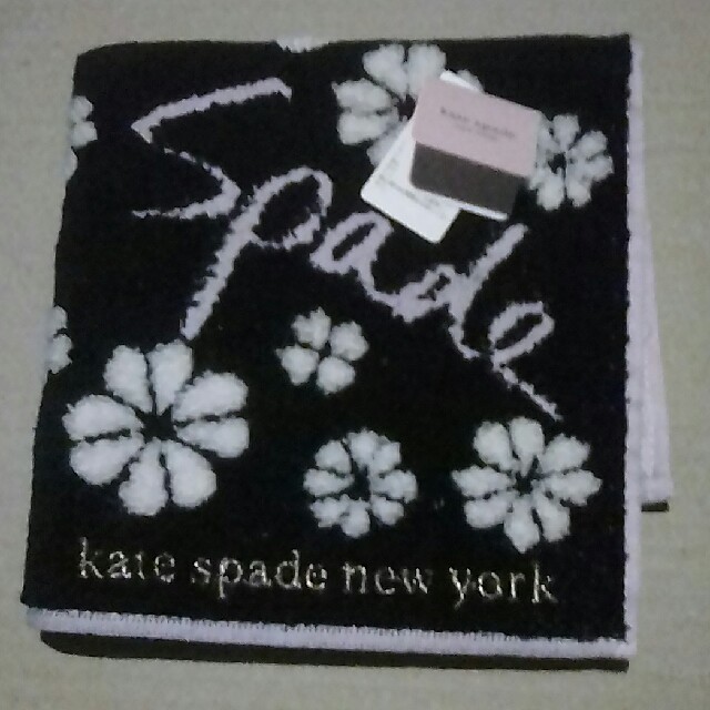 kate spade new york(ケイトスペードニューヨーク)のケイト・スペード　ハンドタオル レディースのファッション小物(ハンカチ)の商品写真