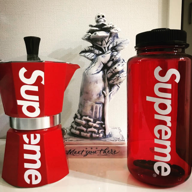 Supreme(シュプリーム)のsupreme ステッカー 専用 メンズのファッション小物(その他)の商品写真