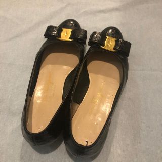 サルヴァトーレフェラガモ(Salvatore Ferragamo)のFerragamo フェラガモ バラ パンプス 5 お値下げしました♡(ハイヒール/パンプス)