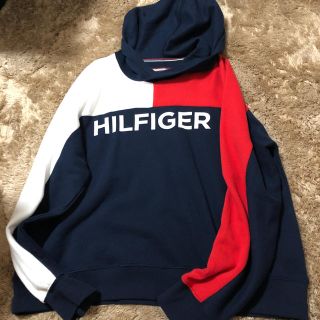 トミーヒルフィガー(TOMMY HILFIGER)のtommy スウェットパーカー(パーカー)