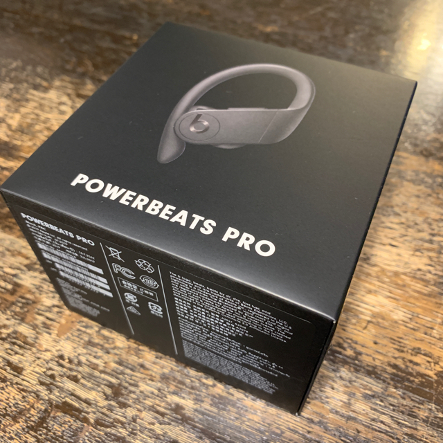 Apple(アップル)のPOWERBEATS PRO スマホ/家電/カメラのオーディオ機器(ヘッドフォン/イヤフォン)の商品写真