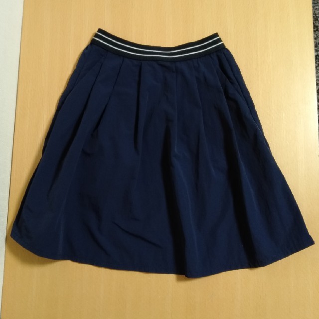 UNIQLO(ユニクロ)のUNIQLO　スカート　140cm キッズ/ベビー/マタニティのキッズ服女の子用(90cm~)(スカート)の商品写真