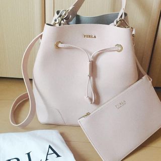 フルラ(Furla)の美品ステイシー 最終出品します！(ショルダーバッグ)