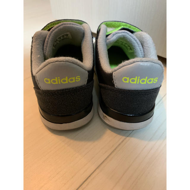 adidas(アディダス)のaddidas 14.5cm キッズ/ベビー/マタニティのベビー靴/シューズ(~14cm)(スニーカー)の商品写真