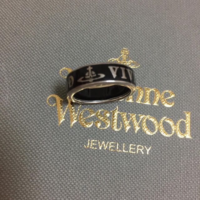 Vivienne Westwood(ヴィヴィアンウエストウッド)のvivienne  westwood リング レディースのアクセサリー(リング(指輪))の商品写真