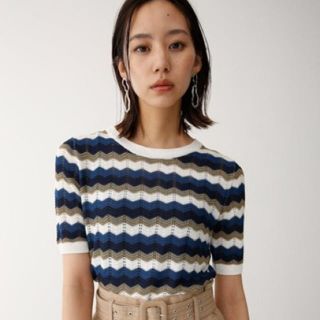 マウジー(moussy)のmoussy ジグザグストライプニット(シャツ/ブラウス(半袖/袖なし))