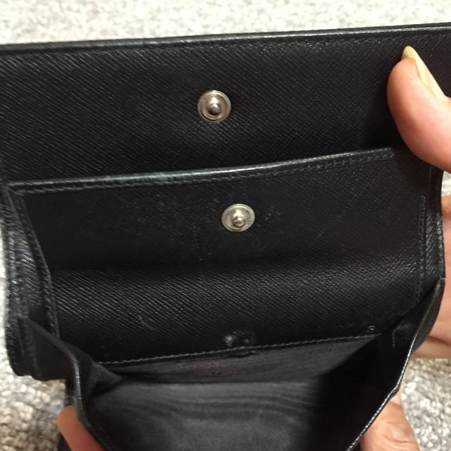 PRADA(プラダ)のPRADA 三つ折り財布★USED レディースのファッション小物(財布)の商品写真