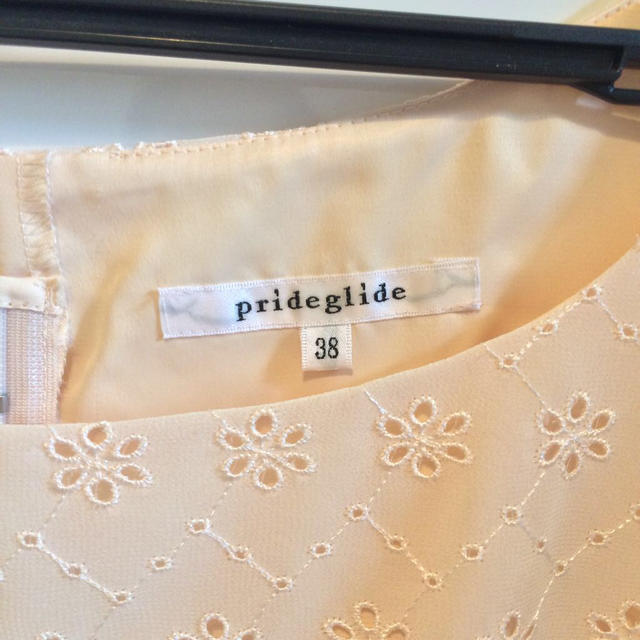 prideglide(プライドグライド)のペプラム レーストップス レディースのトップス(シャツ/ブラウス(半袖/袖なし))の商品写真