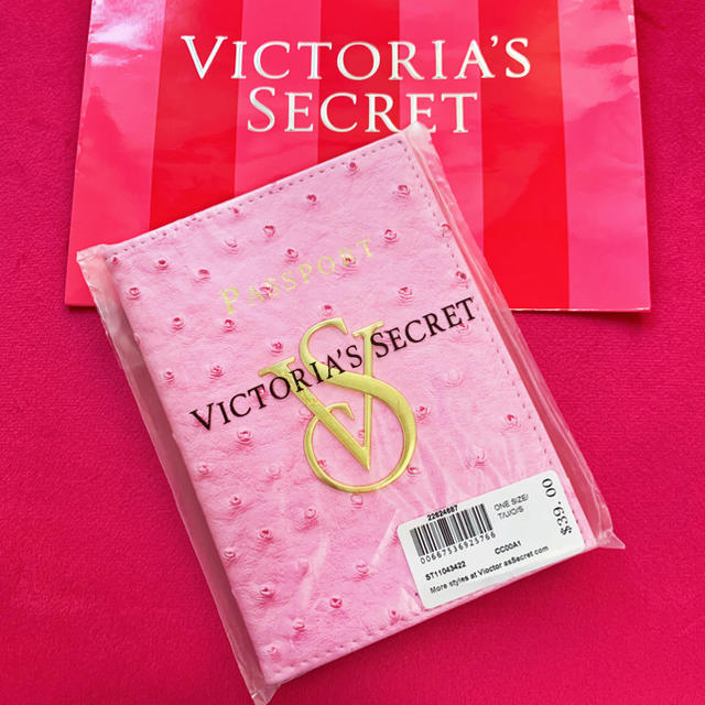 Victoria's Secret(ヴィクトリアズシークレット)の専用ケース レディースのファッション小物(名刺入れ/定期入れ)の商品写真