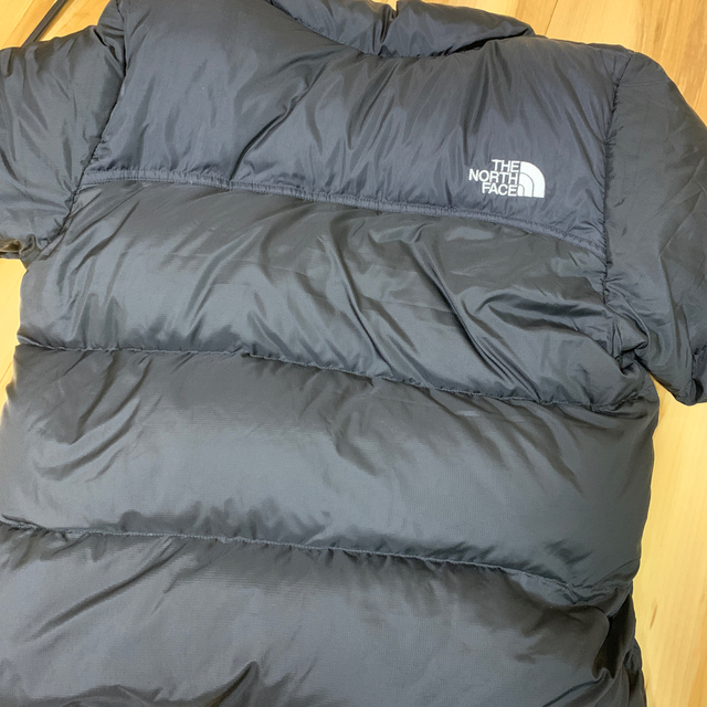 THE NORTH FACE(ザノースフェイス)のTHE NORTH FACE NUPTSE JACKET レディースのジャケット/アウター(ダウンジャケット)の商品写真