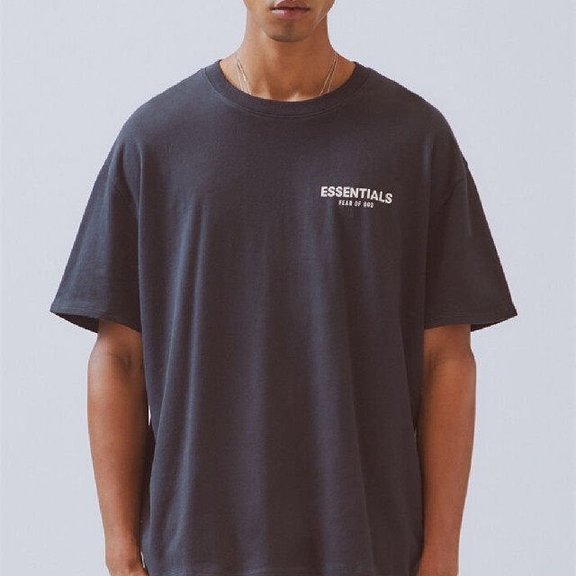 FEAR OF GOD(フィアオブゴッド)のFear Of God Essentials Tシャツ S メンズのトップス(Tシャツ/カットソー(半袖/袖なし))の商品写真