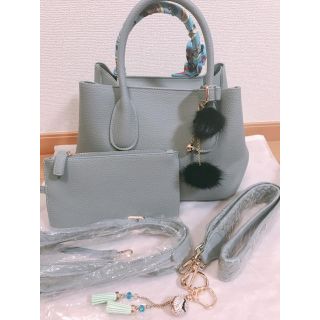 クリスチャンディオール(Christian Dior)のキューブ♡♡ブルーグレー♡♡(ショルダーバッグ)