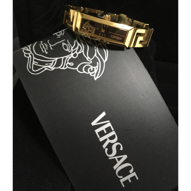 VERSACE - ベルサーチ 時計の通販 by ふぇい's shop｜ヴェルサーチならラクマ