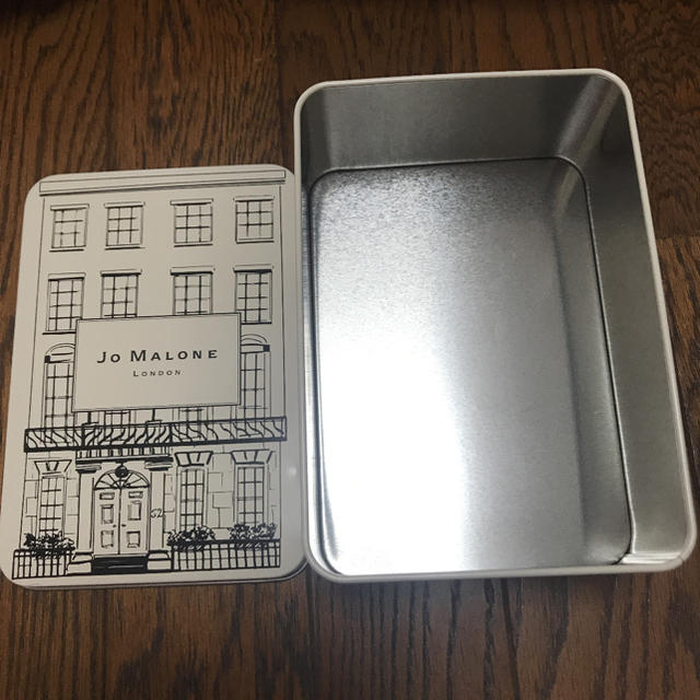 Jo Malone(ジョーマローン)のジョーマローン 空ケース 缶ケース ボックス 小物入れ 飾り箱 インテリア/住まい/日用品の収納家具(ケース/ボックス)の商品写真