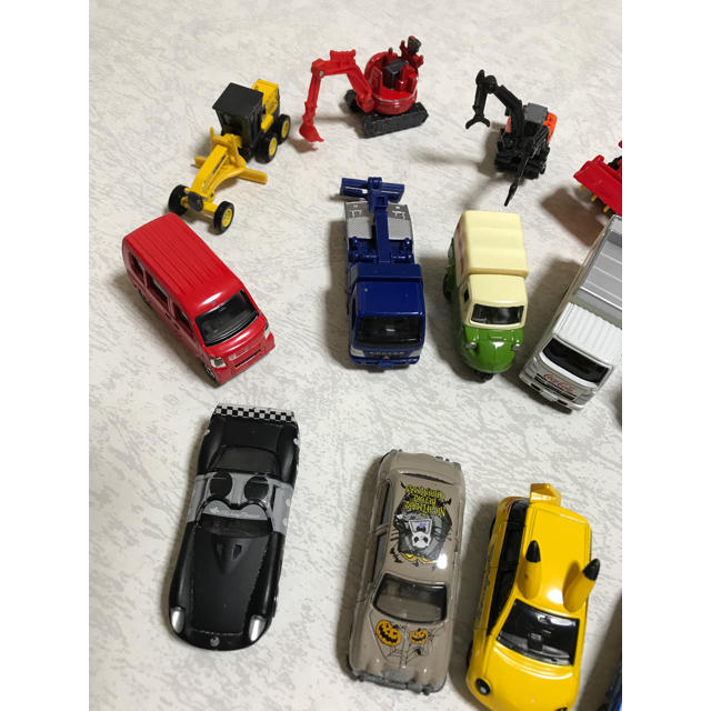 Takara Tomy(タカラトミー)のsahana521様専用   トミカ 工事車両&配達車&ディズニーなど エンタメ/ホビーのおもちゃ/ぬいぐるみ(ミニカー)の商品写真